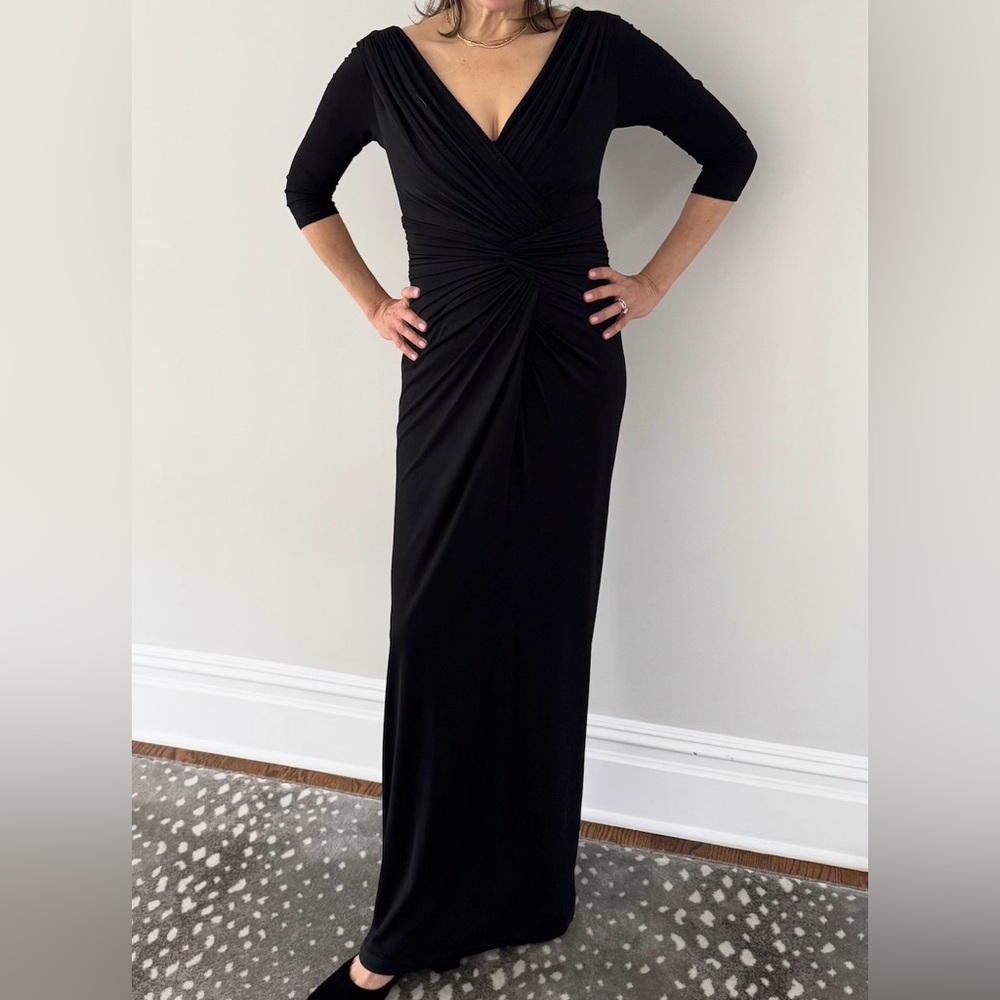 Tadashi Shoji Elegant Black 3/4 Sleeve V-Neck Evening Gown - Picture 3 of 8